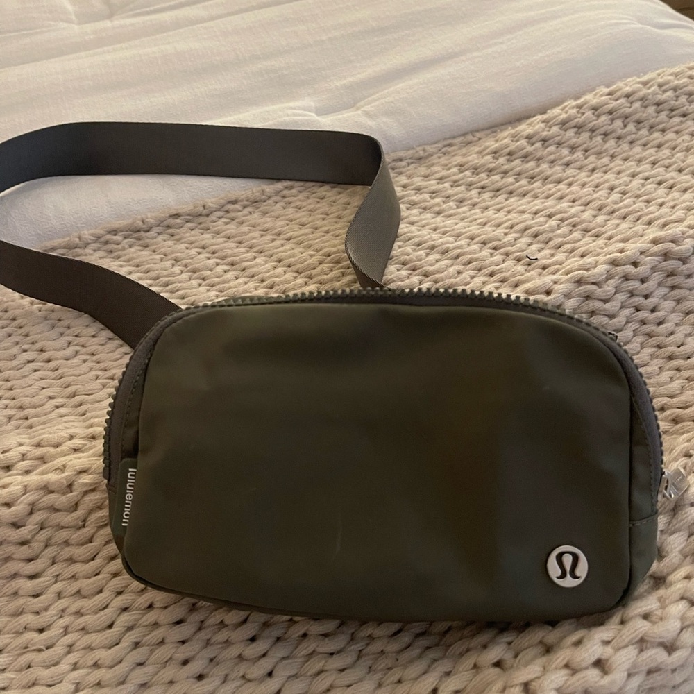 lululemon athletica Olive Green Everywhere Belt Crossbody Bag